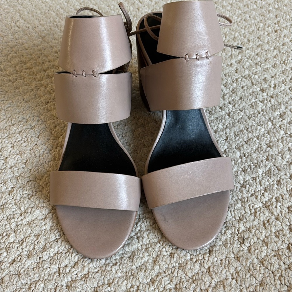 Rebecca Minkoff size 9, taupe/nude leather heels.